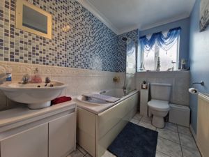 Photo 6- click for photo gallery